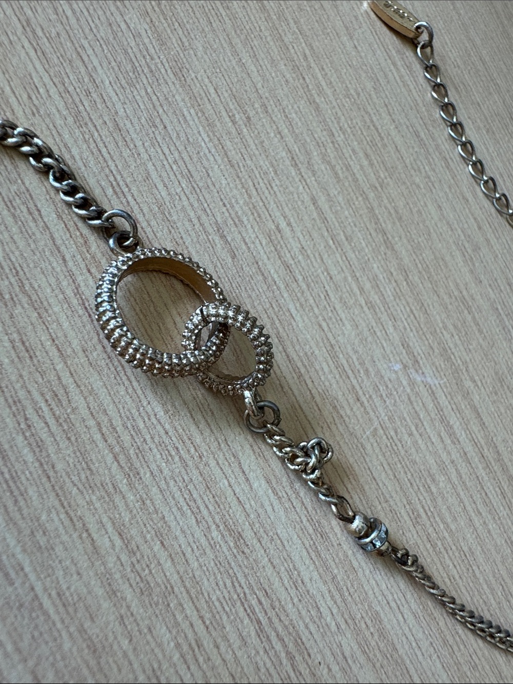 Ettika Gold-Tone Interlocking Circle Center Choker - Picture 4 of 7